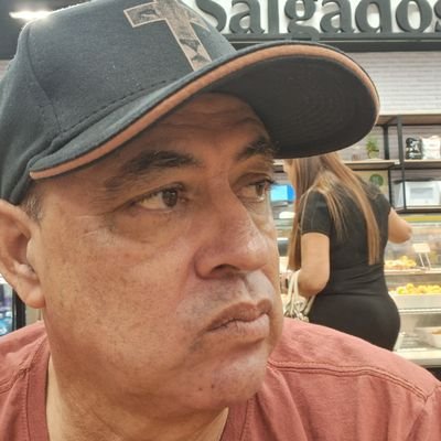 Mineiro de nascença, Paulista de criação e agora, Potiguar de coração. Policial Civil aposentado e Antifascista. A saída é pela esquerda ....