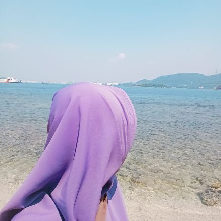 ⛔PL ⛔DM ⛔Islamophobia

Aro's wifey