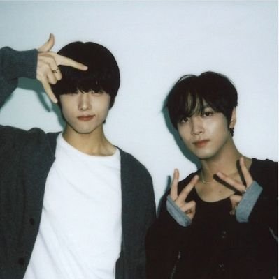 xyn_yni's profile picture. author the love Ox1