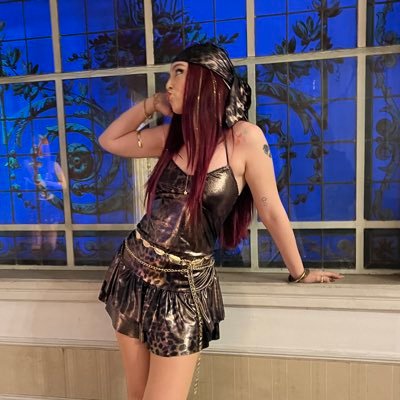 michaperrone's profile picture. 1/5 de ADOLLZ💫