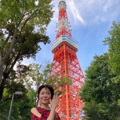 脳の呼吸改善職人&イス軸法インストラクター。 元・不調だらけの人生も、脳脊髄液調整とイス軸法で激変→自らセラピストになっちゃった。「治ること」だけが施術のゴールではなく、その先の笑顔や自由のために。サロンド湯島_noteでも想いを綴っています。