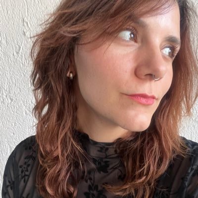 Productora || Locutora || Comunicóloga ||