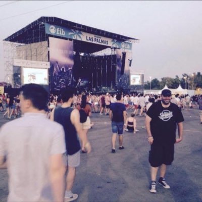 music lover, especially 90’s indie, gig and festival attender, watcher of film and tv,