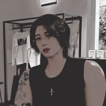 trashmoodon's profile picture. if you drink and then wake up to have a hangover drink, all your bad memories will disappear.