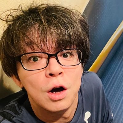 HiroshiH25SSW's profile picture. シンガーソングライター。前のアカウント乗っ取られてまた千里の道を一歩からになりました。よろしくお願いします。