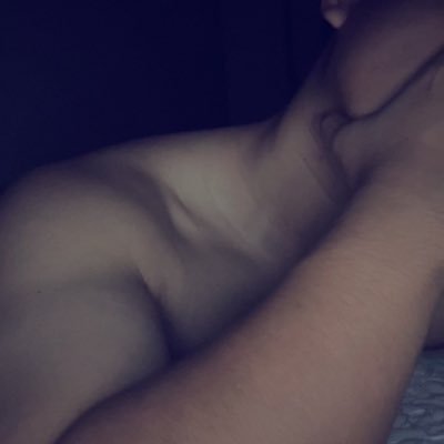 slyisnmtic's profile picture. I love my boyfriend   ♠️ no dating app£