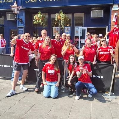 tricky_tree76's profile picture. Father, Husband, Landscaper, Farnborough born Forest Red