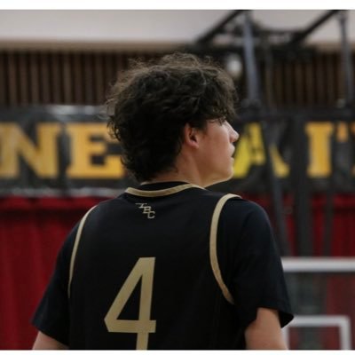 CO’27🇨🇦 / 28🇺🇸 | 6’0” PG/SG | 90% Grade Avg | Riffel High School / Golden Ticket Basketball Club |
