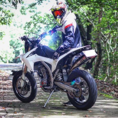 two_motard's profile picture. MD44 CRF250L/M 『GOOD VIBES ONLY』 #ｼﾞｬﾍﾟｯｸｽｲﾒｰｼﾞｸﾘｴｲﾀｰ