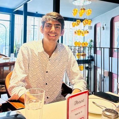 I Help Construction Contractors Book - 100k + Deal With AI Powered Sales Reps Ceo @Paraexima | Build Human Like Sales Team ( Veda) AI automation Architect