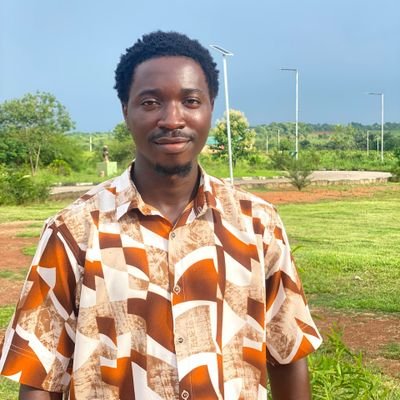 eye_emmanuel's profile picture. Medic⚕️🩺 || Fashion || Entrepreneur