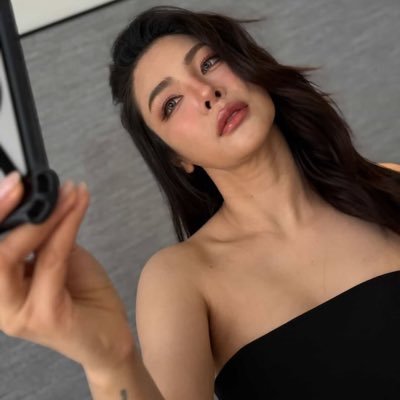 pfaye Fan page🫰🏽🇺🇸 @malisorn00 FAYEMILY FOREVER 🌻 #pfaye Faye ,🤗🥱 IF YOU UNFOLLOW ME I WILL UNFOLLOW BACK