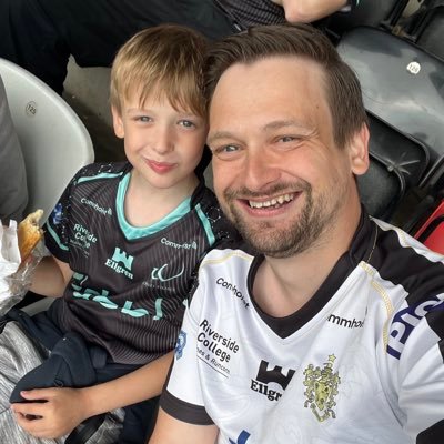 Dad👨👧👦 Husband 👩❤️💋👨 Podcast guy🎙 the occasional run 🏃♂️ Widnes Vikings ⚫️⚪️🏉