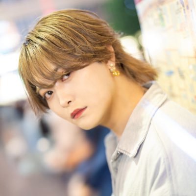 Since you... Groupフィオーレ/幹部補佐/歌舞伎町 ホスト/おっぱいよりお尻派///前職は不動産営業マン/阪神ファン/マイヘアetc….ENFP-t