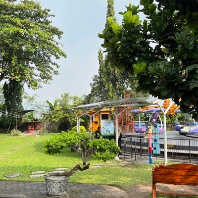 bubbletea_21's profile picture. Don't get mad, get everything.