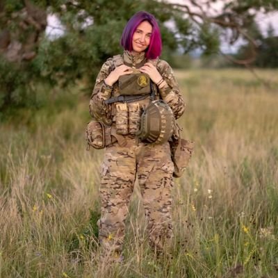 YarmolyukAnna's profile picture. Буду стояти з Україною, землею моєї матері до кінця... боротися і захищати всім своїм життям до смерті... слава Україні 🇺🇦
