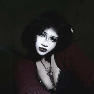 mrsstealyogirlq's profile picture. racist, homophobes & bigots dni 18 
UNUD Ilpol²⁵