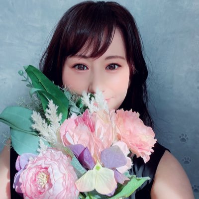 愛するふわふわねこ様ゴン子︎︎(2023.11.15🌈) と2023.11.21🎂もふもふすゞ子と2024.5.14🎂ぷくぷくゴン兵衛、2025.5.5🎂ほわほわ銀八の日常を飼い主ミカがゆるりとつぶやきます🐈 お気軽にフォローくださいませ🧚🏻♀️✨️ 声優の小西克幸さんが大好きです🥰🫶