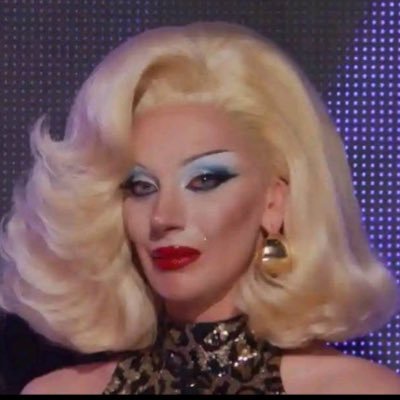 sorrymoodz's profile picture. 19