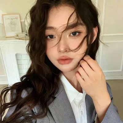 velva64588's profile picture. No, I wish him a bright future, but I wish him a safe landing .