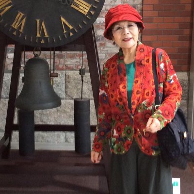 日本では多くの人が生き残るために最善を尽くしています。私たちにできる範囲で、愛する日本の人々を助けられるよう最善を尽くしましょう。良いことをするのはとても素晴らしいことです、一緒に頑張りましょう。