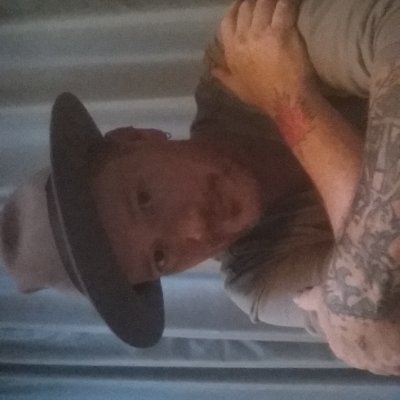 J_Liam_Fox's profile picture. why?