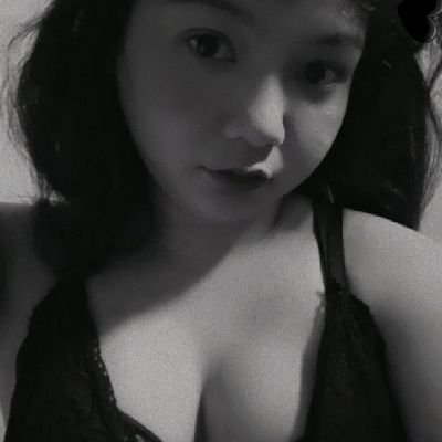 mhyxhy12's profile picture. introvert 🖤