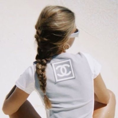annabananabants's profile picture. She want fillers but can't even cook no dinnersss