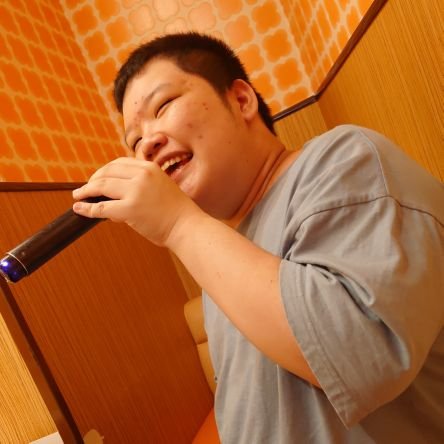 poyopo_yo_25's profile picture. ゲイ 岐阜住み 🐜 H15(22歳) 167 98
年上好き 凍結したので再登録
女性はブロックします
斜視のため焦点合いません