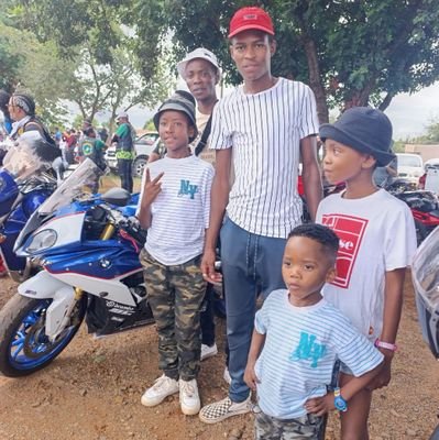 LebitsoKaekae's profile picture. 