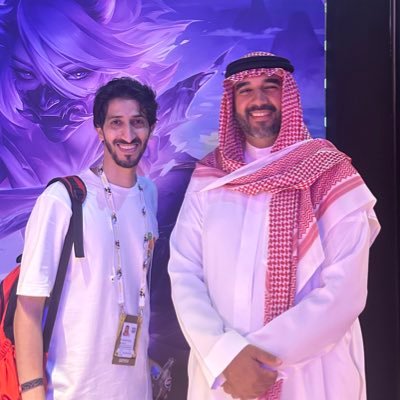 @Twitch Partner '' You don't need a reason to help people '' ✨💛 ثقة فالله نجاح 🙏🏻