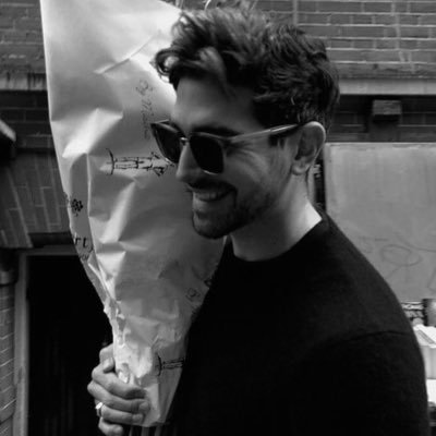 vi7nc's profile picture. ربي وأنت ربي قُل لها كُن فـ تكُون