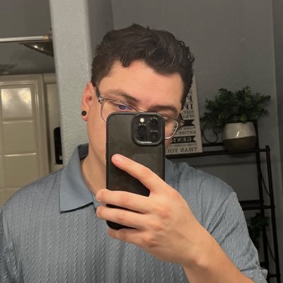 elijahraynee's profile picture. 29