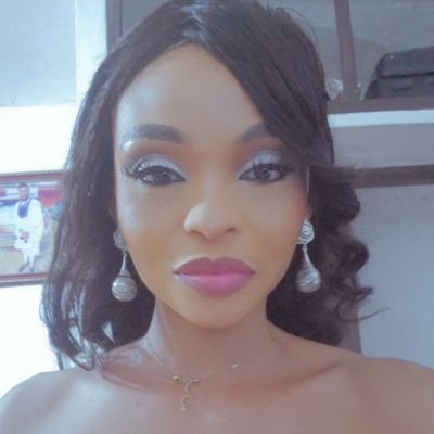 bio loading....... #submissive Peter obi and Chelsea 👑 Queen Dm for business only, 做饭是我的周末👩🍳👩🍳 Engineer👷♀️ and 中国厨师🎤