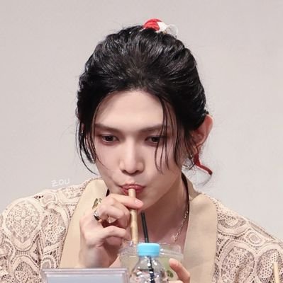 imsyshigjkwyq's profile picture. 