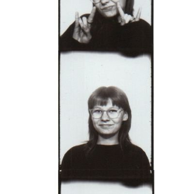 ich mach manchmal dumme dinge und schau wo es mich hinbringt | she/her | 22