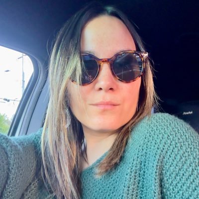 Mamá de 2 | Abogada de familia ⚖️ | Butlizer andante | Garabatera | Amante de la queja | Que el fin del mundo te pille bailando🎶