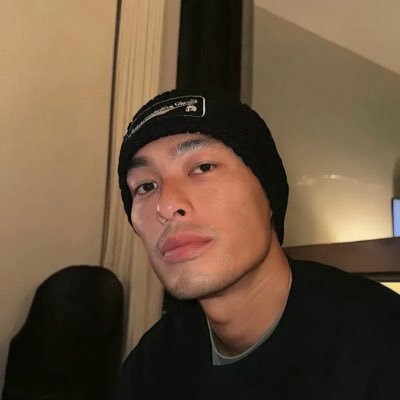 LBHLBHLBHL's profile picture. 