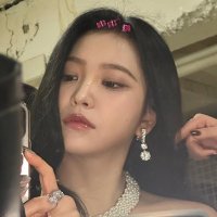 민지 (@singwoof) 's Twitter Profile