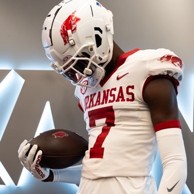 26’|6’3,188|FS|@Muscle_ShoalsFB|3 sport Athlete |basketball PF|Track|keivay.foster@mscs.us|256-702-0002