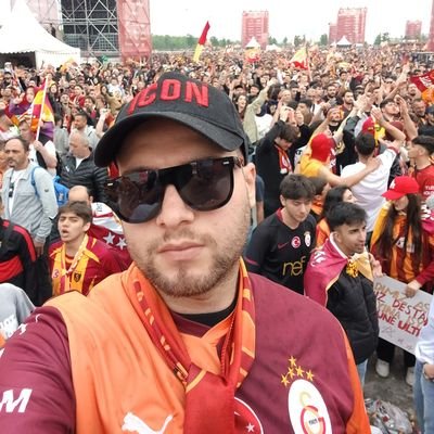 SADECE GALATASARAY 

SOLO İL GALA 💛❤️