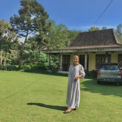 ulvarizka's profile picture. 