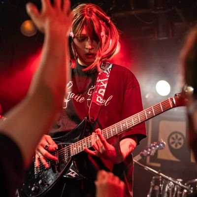 名古屋のVROCKBAND Gratte-Cielのギターです。
ギターはオリジナルレリックギターを使用してます。
GLAYファン歴は中1からです!
北海道江別市出身愛知在住https://t.co/2JFT8IsUoy