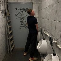 men's bathroom (@bathroom_men2) 's Twitter Profile
