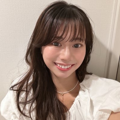SHElikes23.07〜SNSマーケ|‘96 (28)|元メーカー営業→ITコンサル|時間と場所に囚われない生活を送るために勉強中📖|BTSのライブに絶対行く!!