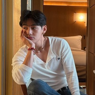 paloma_csx's profile picture. everything is fucking great 🩷💜💙 

bts ♡ falecida oned ☆ vasco ♡ bl's ☆ fórmula 1 |05 | 44 | 16 | 81 ☆
#AlwaysBelieveInSeb ♡

#DankeSeb