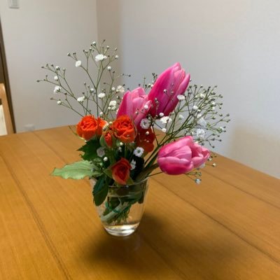 kagisippo26's profile picture. 本、映画、ドラマ（特に大河ドラマ）、北欧の食器が好き。 好きな作家は 村上春樹、須賀敦子、小川洋子、ヨン・フォッセ、ハン・ガン、カズオ・イシグロ、江國香織、川上弘美、吉本ばなな、川上未映子、宮部みゆき、辻村深月 特に好きな本は『三部作』『街とその不確かな壁』『ザリガニの鳴くところ』『博士の愛した数式』