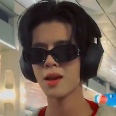 GOT7 Jinyoung. Treasure Yochi NexT1DE DORN Babymonster Rora Pharita Ruka