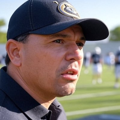 22 veteran coach, high school state champion. Helping young men find colleges to attend after their HS career. EST. 2001