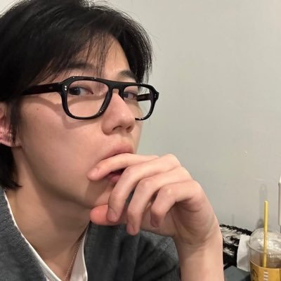 AyraaaHeyy's profile picture. 2001